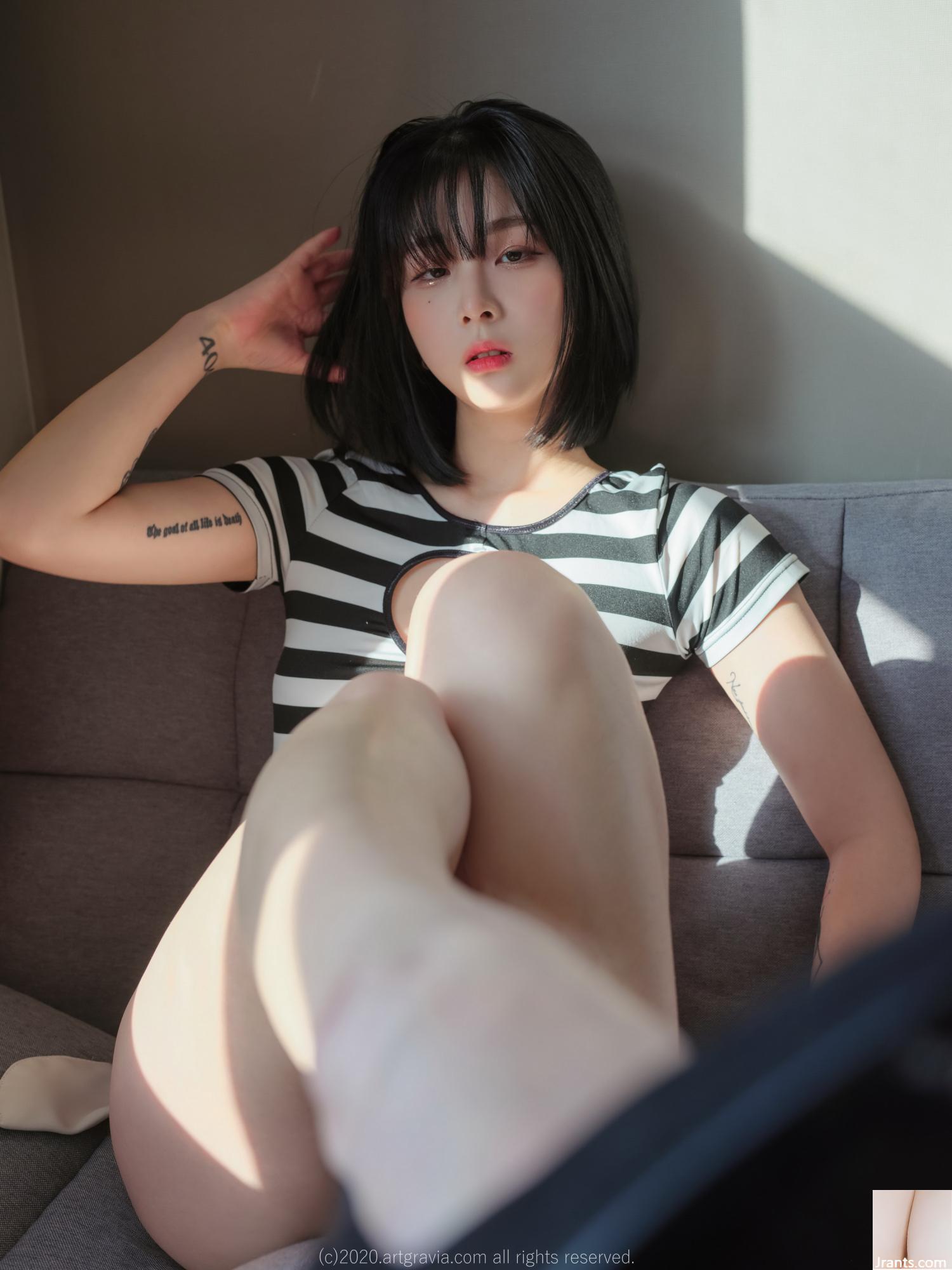 Vol.230 Isabella (98p)