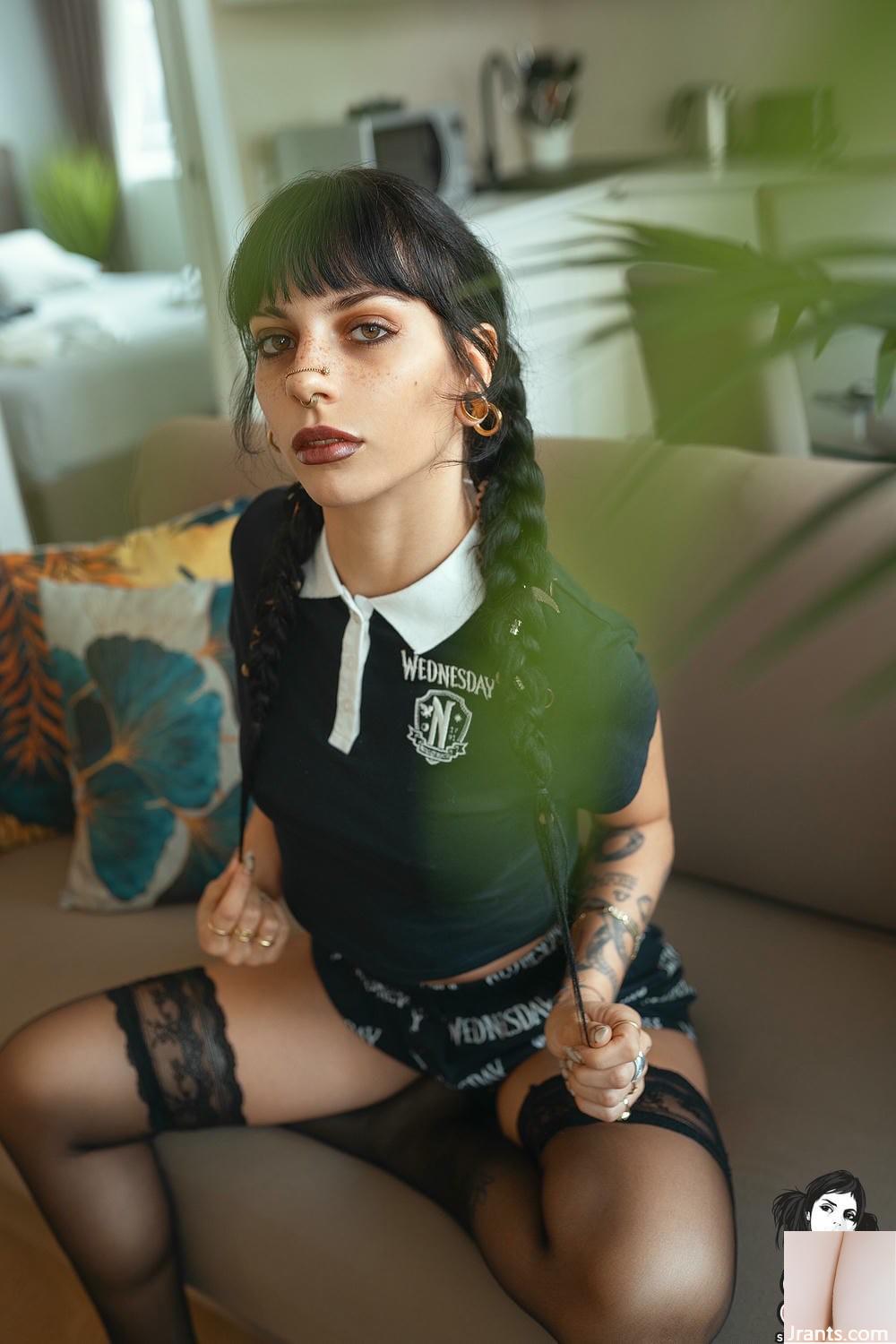 (Suicide Girls) 09 مه 2025 &#8211; Allyblack &#8211; بیایید رقص کنیم &#8230; بعداً (48p)