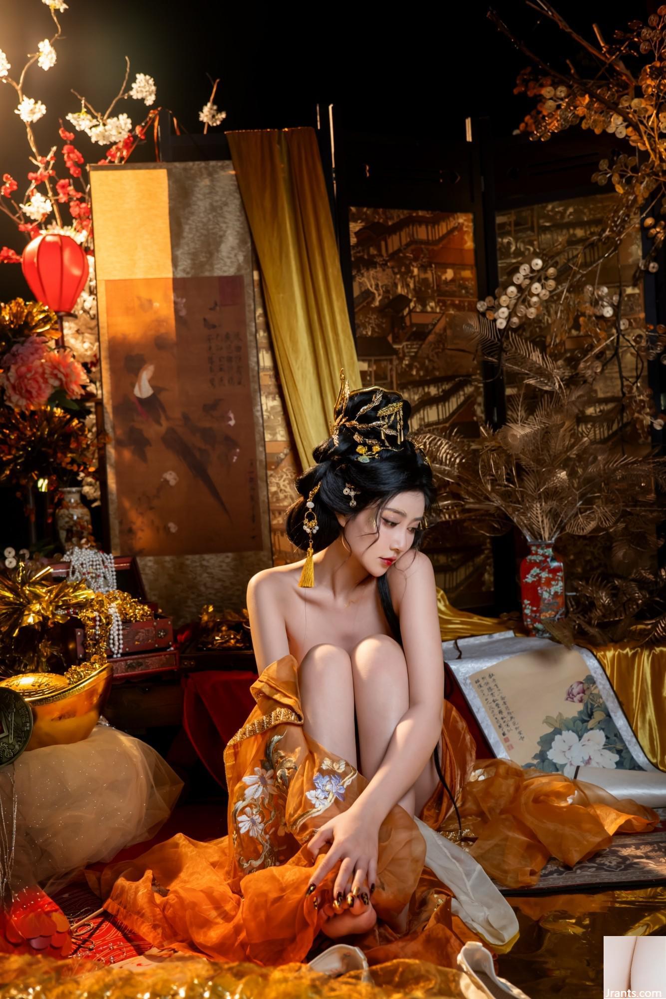 Nian Nnian-Golden Snake New Year (80 صورة) (80p)