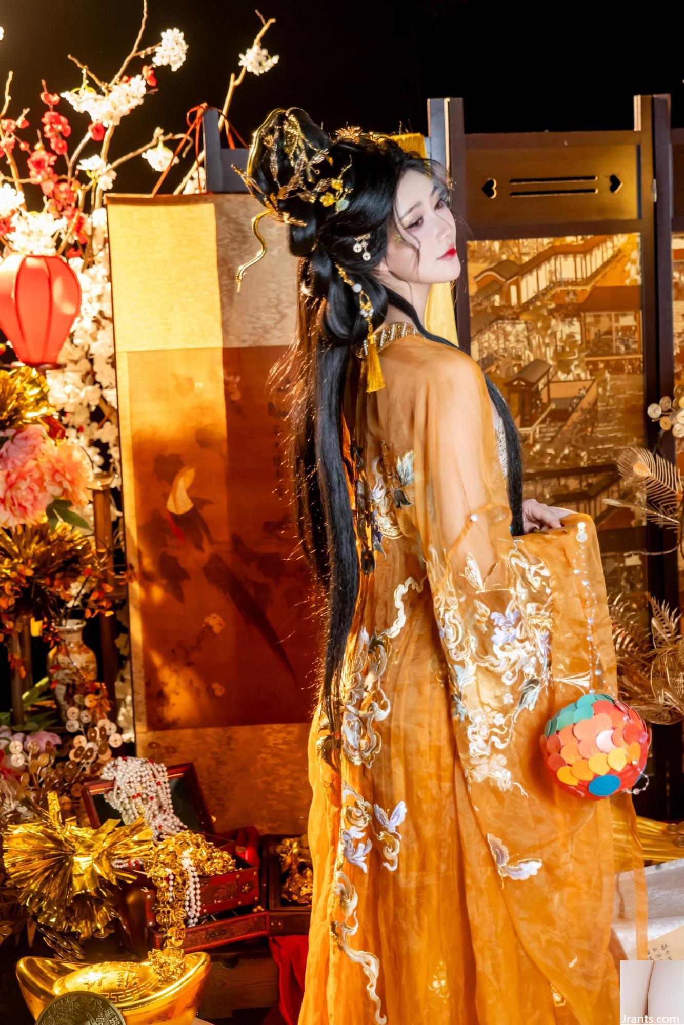 Nian Nnian-Golden Snake New Year (80 صورة) (80p)