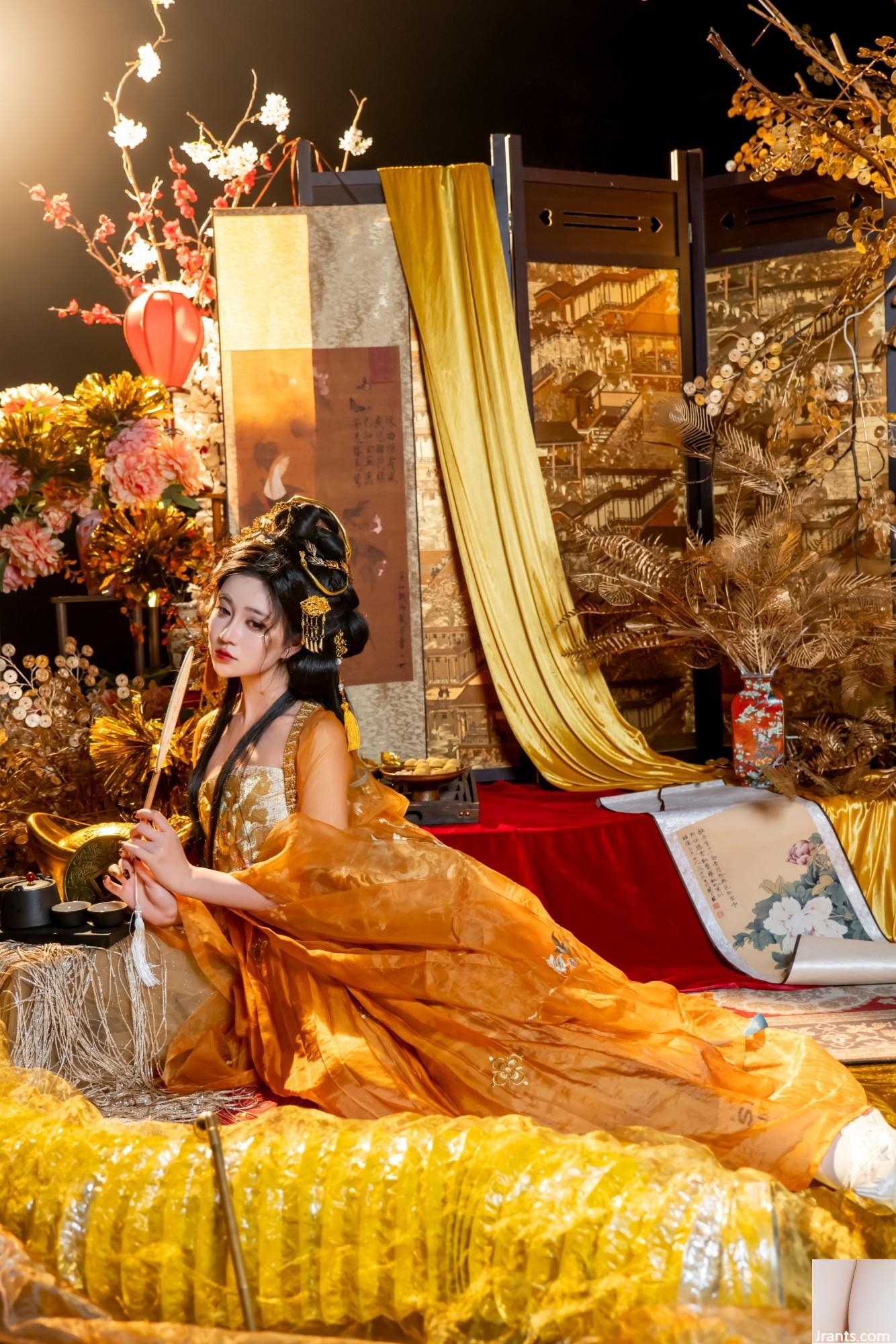 Nian Nnian-Golden Snake New Year (80 صورة) (80p)