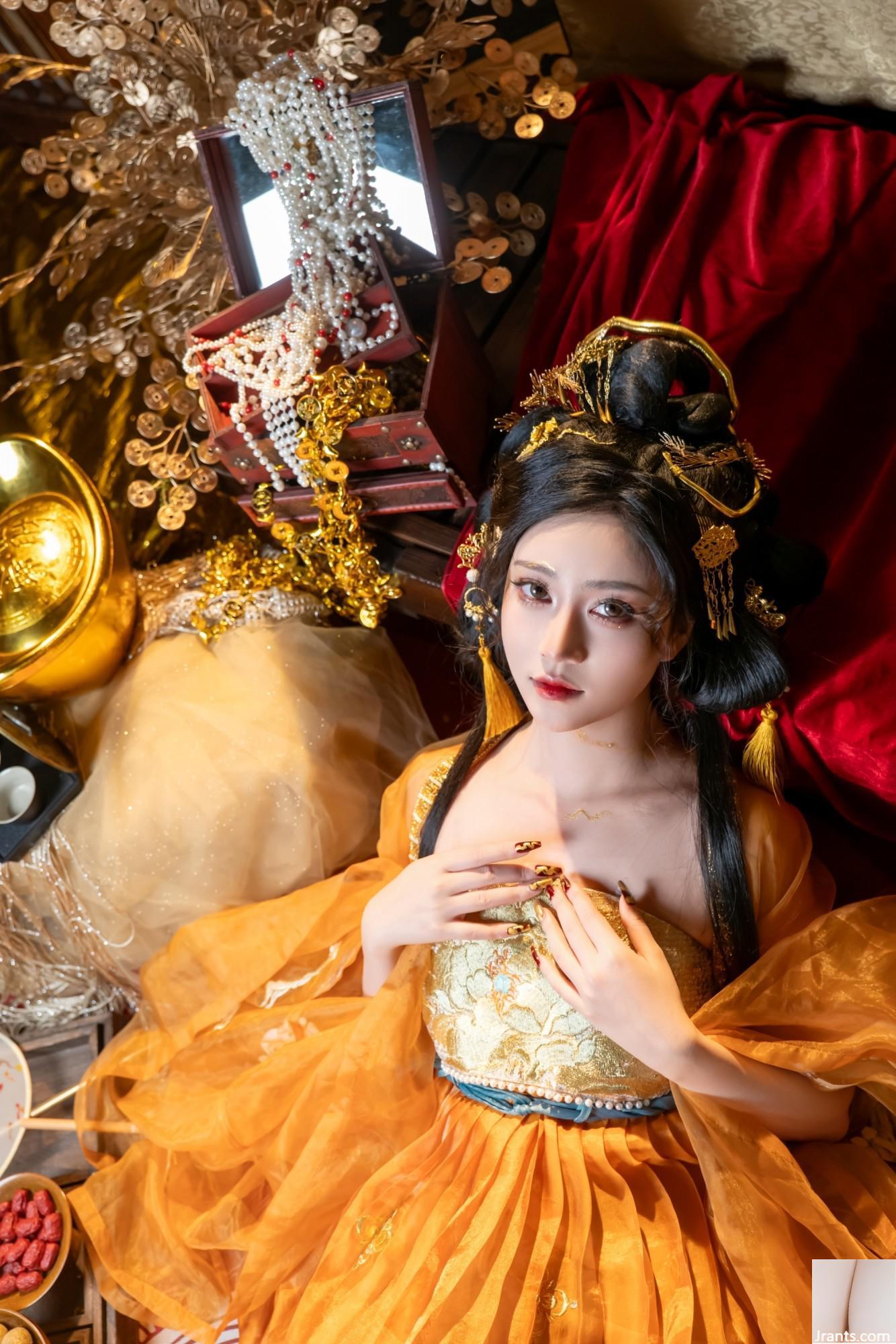 Nian Nnian-Golden Snake New Year (80 صورة) (80p)