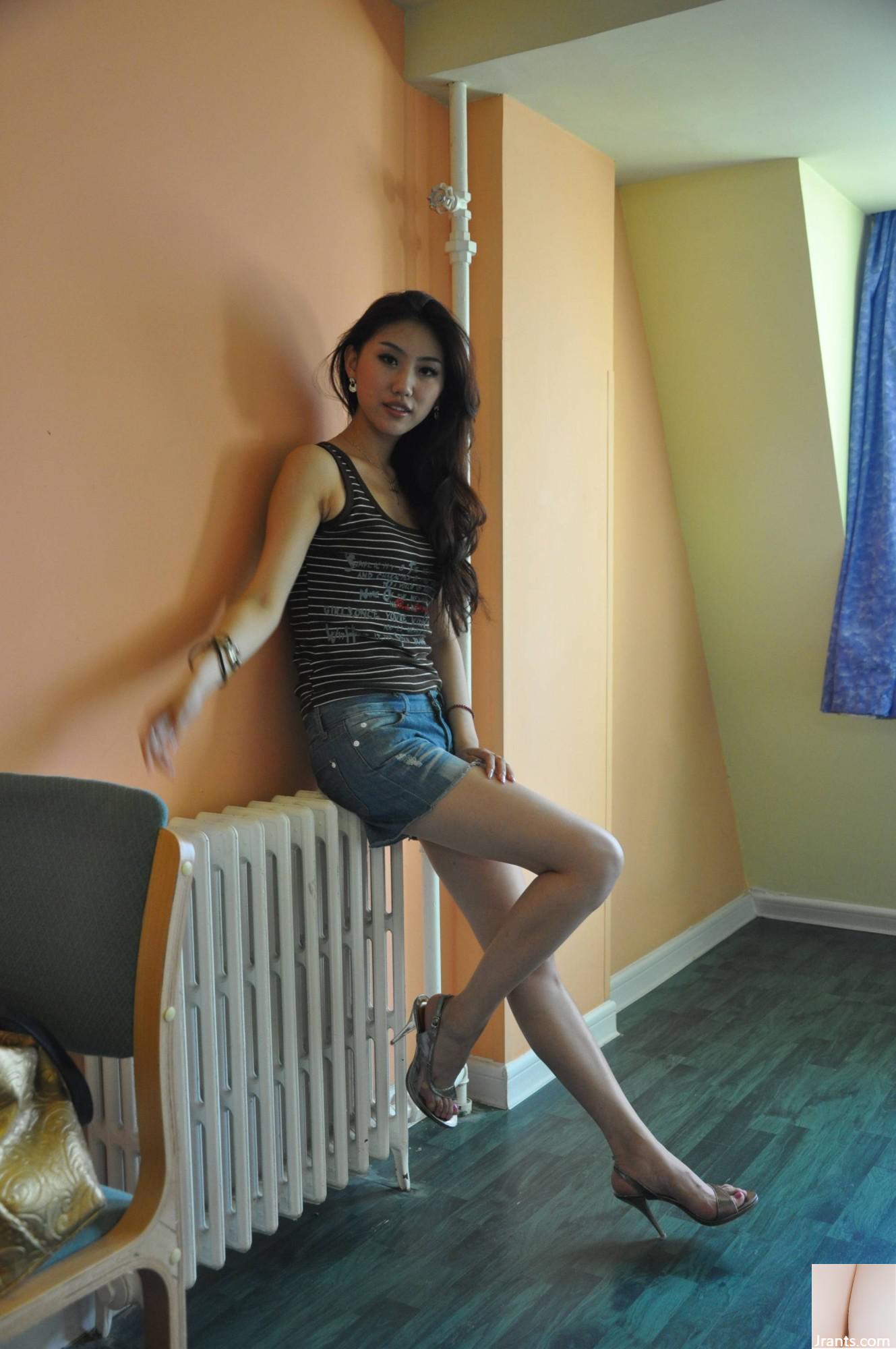 (مجموعة عبر الإنترنت) نموذج الجمال Rumin Private Photo VIP الحصري 1 (100p)