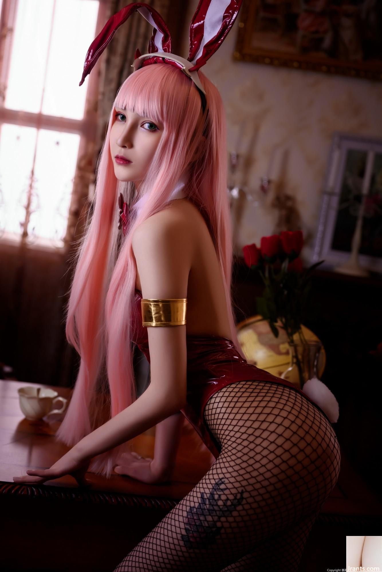 Vams &#8211; دختر اسم حیوان دست اموز Bunny Girl (36p)