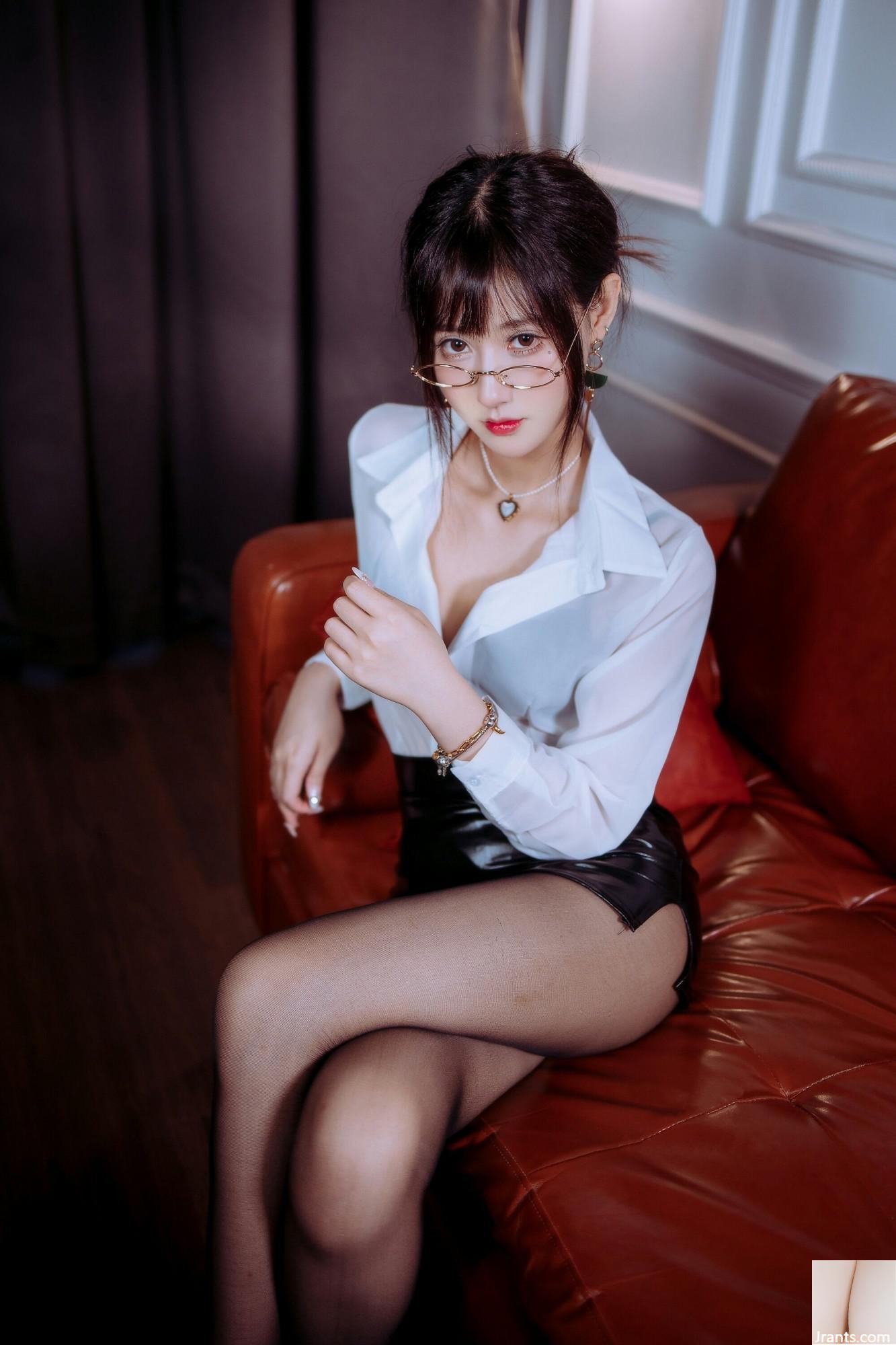 (Collection sur Internet) Girl de protection sociale Mimi Hanyu « jupe en cuir semi-translucentes ol » VIP Exclusive (35p)