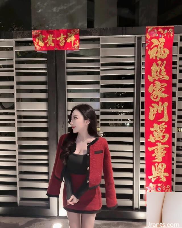 Dominering et belle fille « Rongrong » a une silhouette folle (10p)