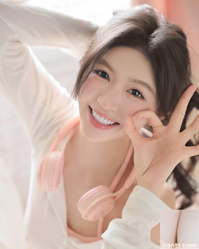 La beauté capricieuse « Zhang Anqi » a un look séduisant qui rend les gens excités (10p)