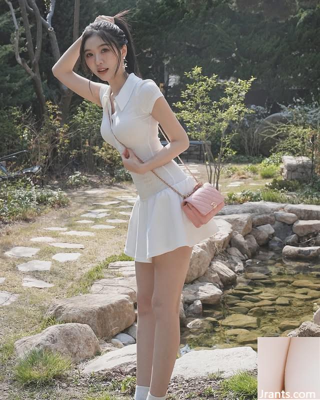 La beauté capricieuse « Zhang Anqi » a un look séduisant qui rend les gens excités (10p)