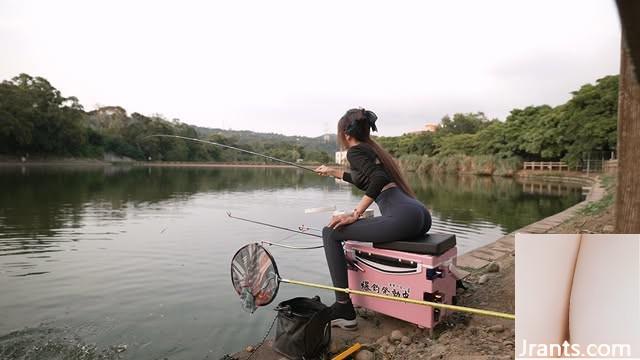 Siaran Top Body YouTuber &#8220;Mu Yurou (10p)