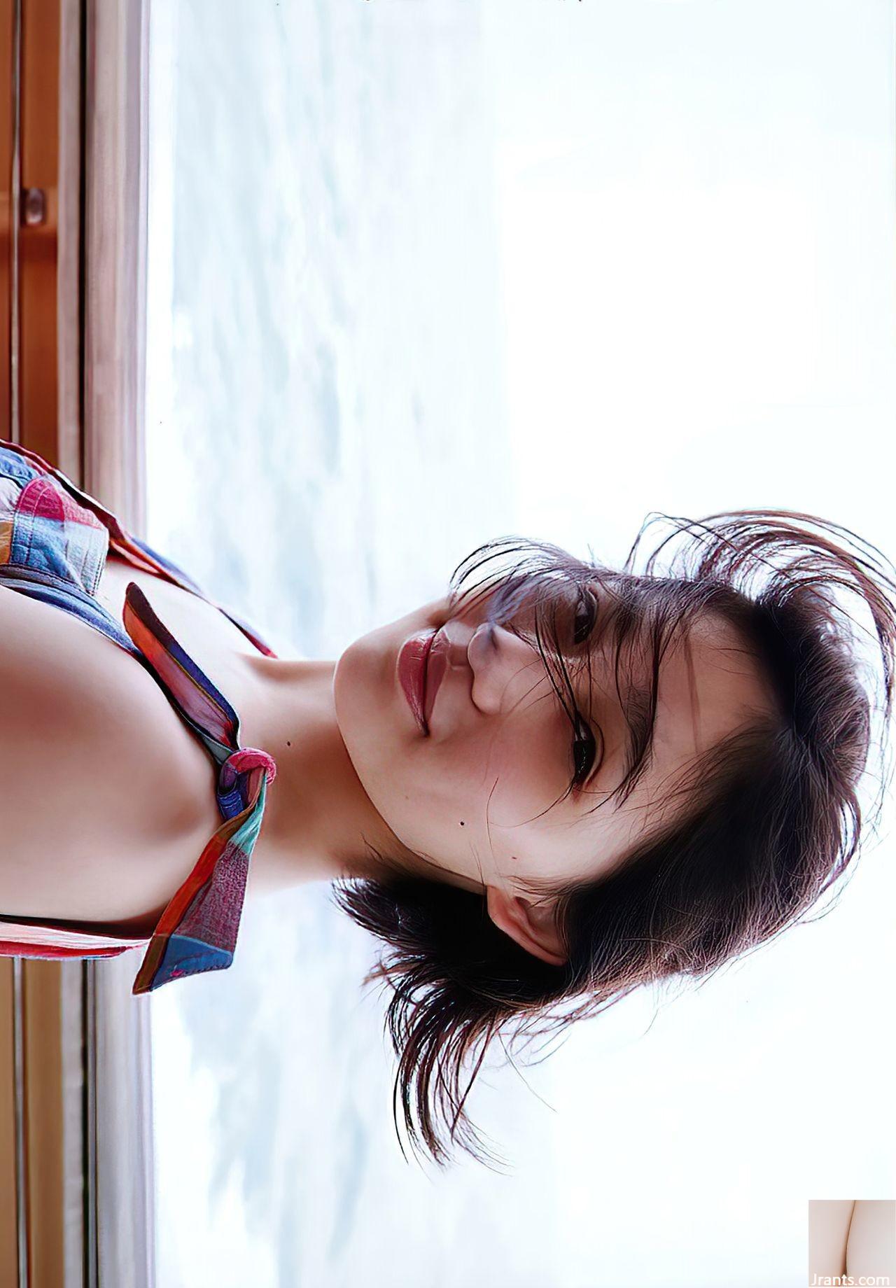 (Sazuki Rikako) Curvas doces e sexy com alta qualidade (27p)