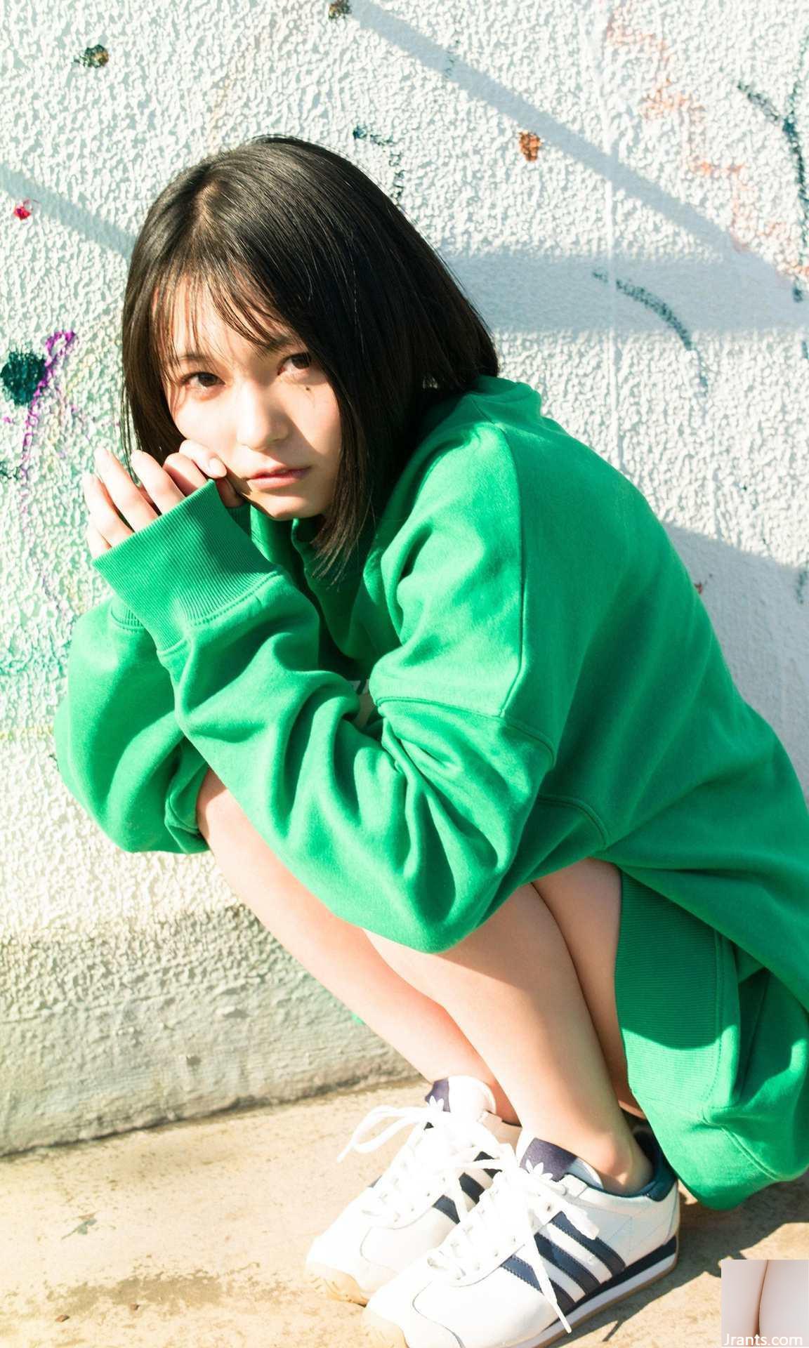 (Mizuki Kirihara) مزاج حلو وغير ضار يشبه الجنية المنحدرة إلى الأرض (24p)