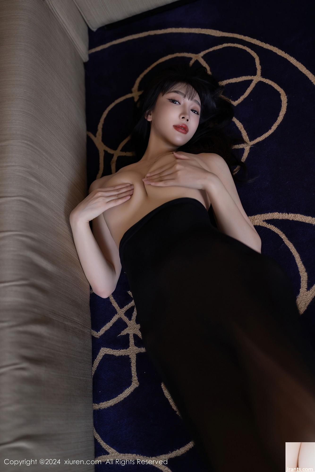 Les belles jambes de Lu Xuanxuan en bas noir (57p)