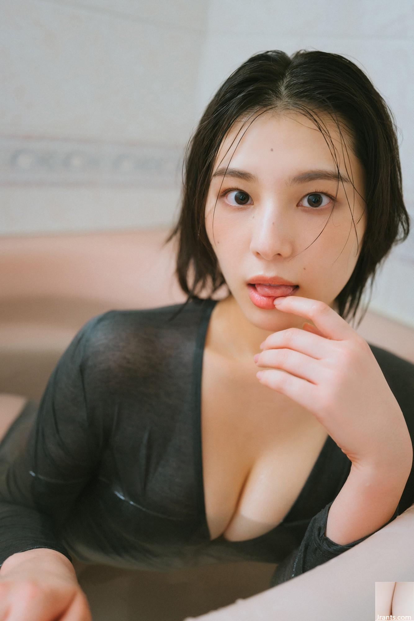 (Aiki iori) L&rsquo;échelle est très grande! La courbe chaude est irrésistible (33p)