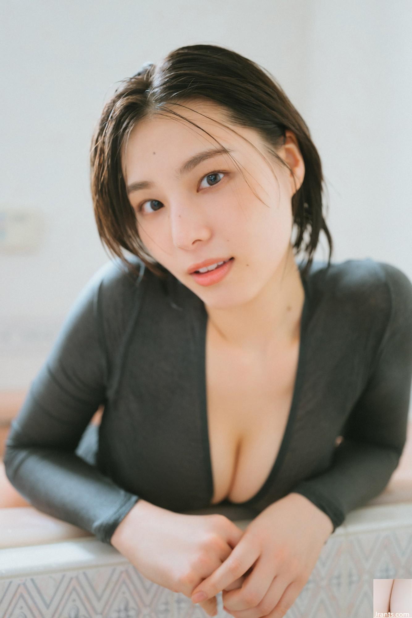 (Aiki iori) L&rsquo;échelle est très grande! La courbe chaude est irrésistible (33p)