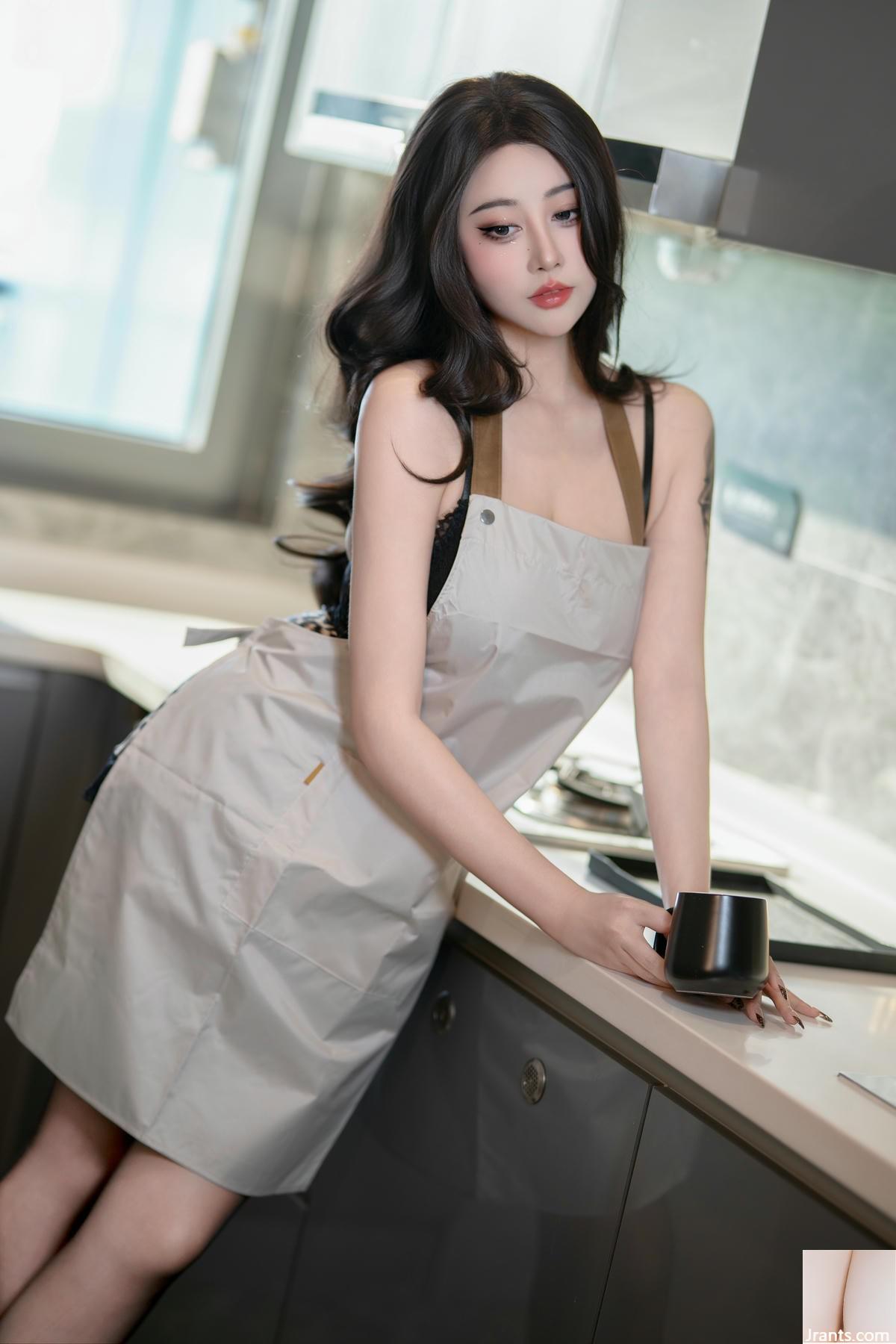 (Collection en ligne) Yunxixi (Yunx1x1) &#8211; Leopard Print Housewife (80p)