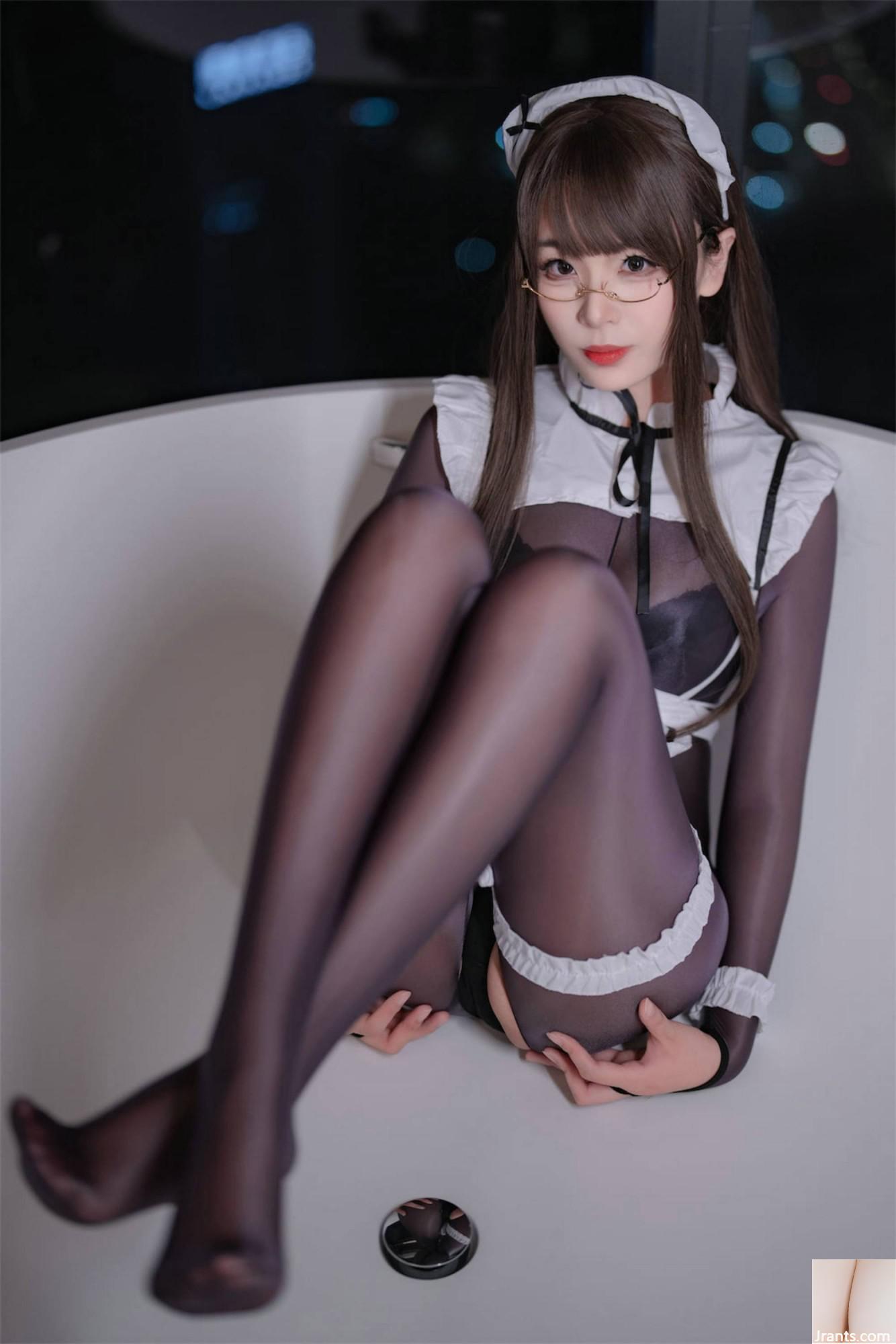(Koleksi di Internet) Gadis Kesejahteraan Xuan Xiao Suster Senior &#8220;Black Silk Maid&#8221; Exclusive (94P)