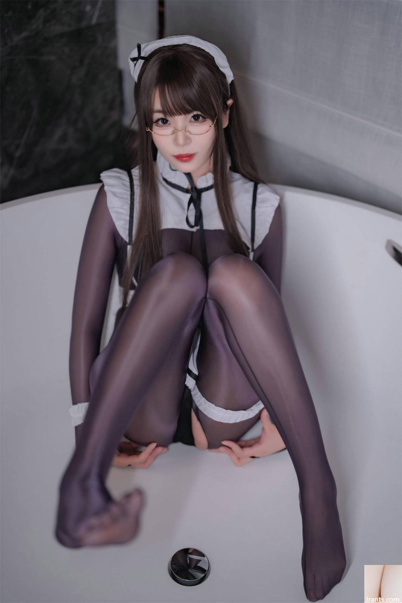 (Koleksi di Internet) Gadis Kesejahteraan Xuan Xiao Suster Senior &#8220;Black Silk Maid&#8221; Exclusive (94P)