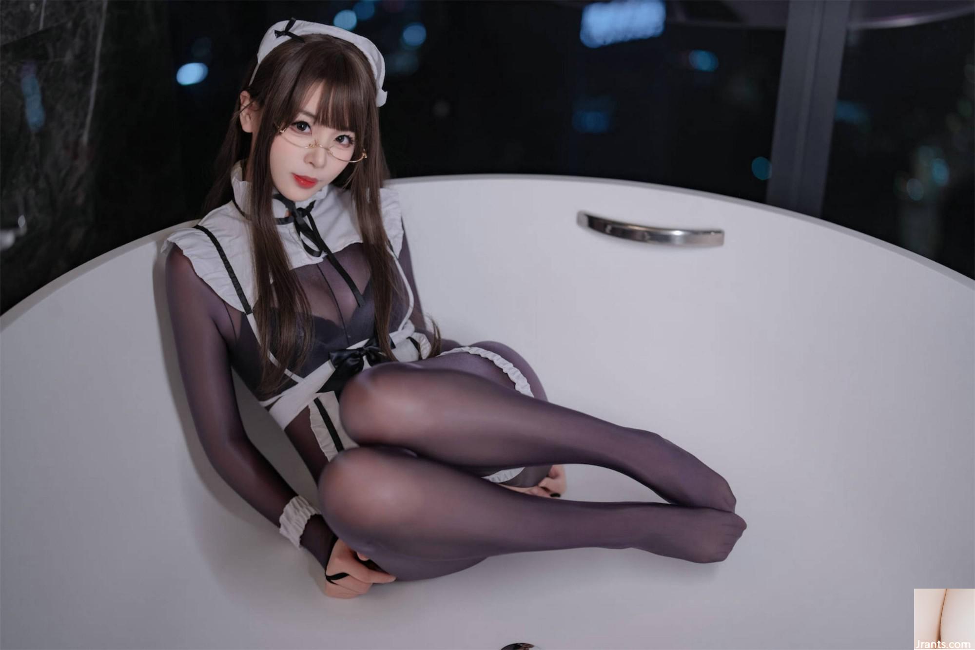 (Collection sur Internet) Girl de protection sociale Xuan Xiao Sœur senior « Black Silk Maid » VIP Exclusive (94p)