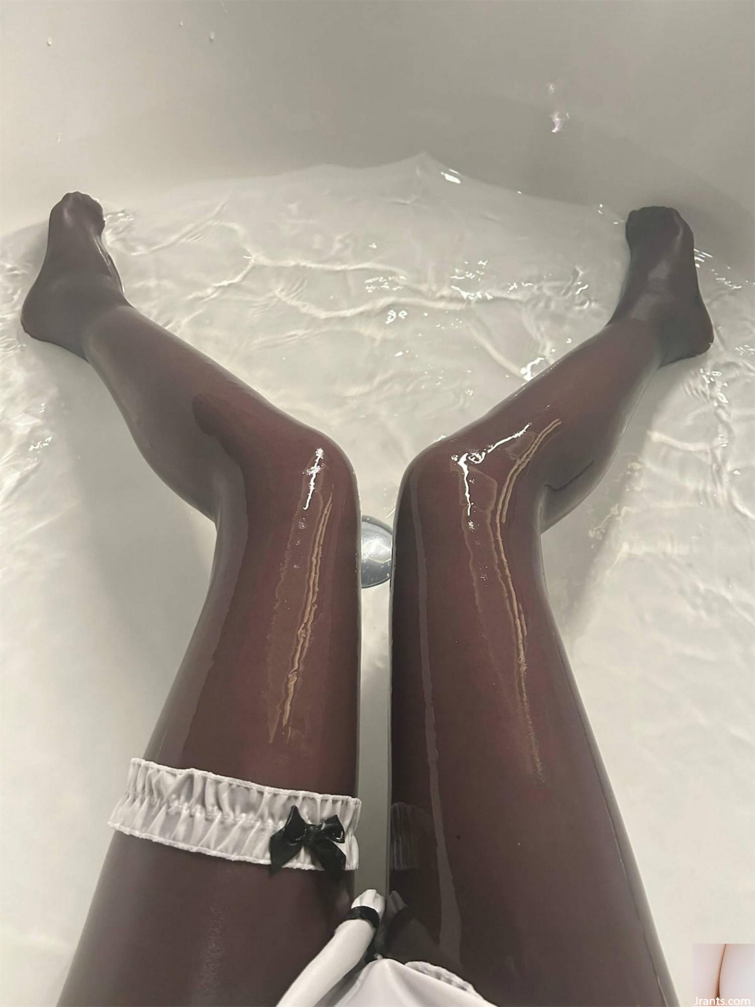 (Koleksi di Internet) Gadis Kesejahteraan Xuan Xiao Suster Senior &#8220;Black Silk Maid&#8221; Exclusive (94P)