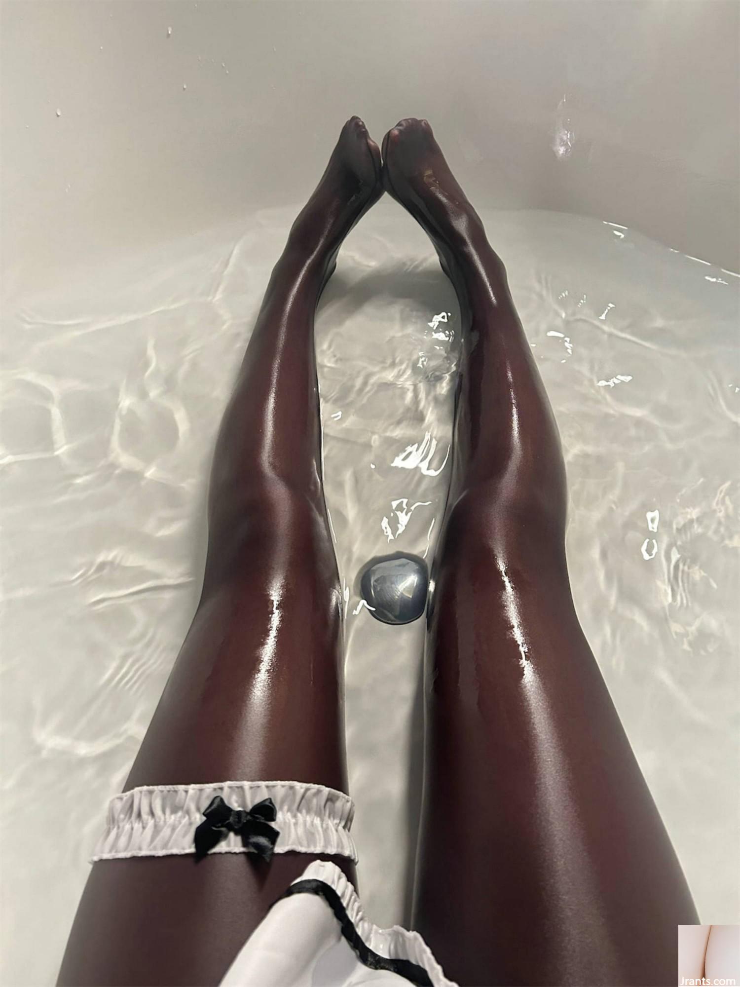(Koleksi di Internet) Gadis Kesejahteraan Xuan Xiao Suster Senior &#8220;Black Silk Maid&#8221; Exclusive (94P)