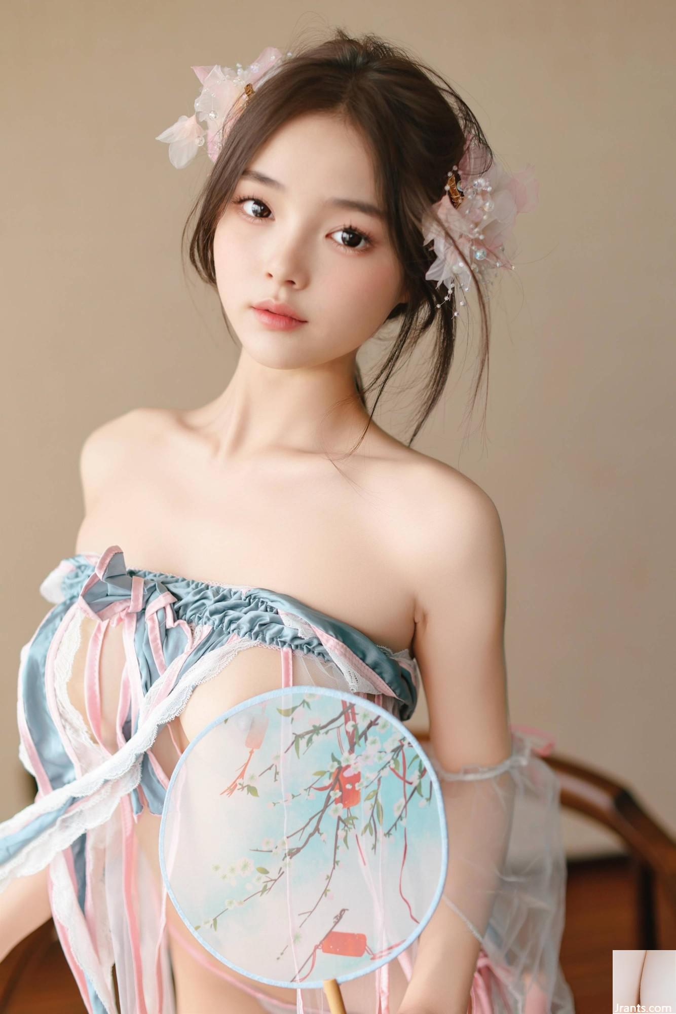 (Coleção na Internet) A bela modelo de Xiuren, &#8220;Flowers&#8221;, filmada em particular (125p)