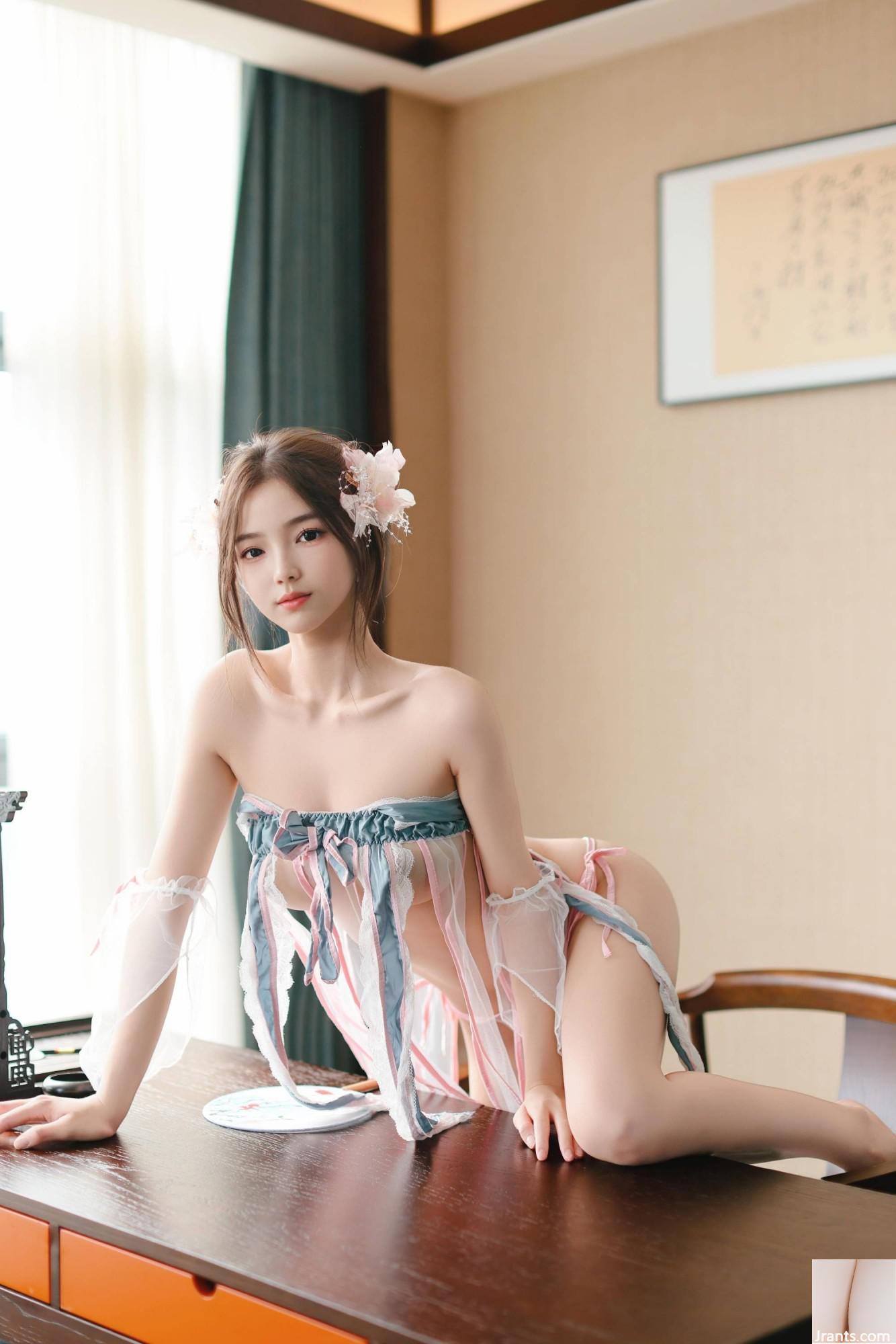 (Coleção na Internet) A bela modelo de Xiuren, &#8220;Flowers&#8221;, filmada em particular (125p)
