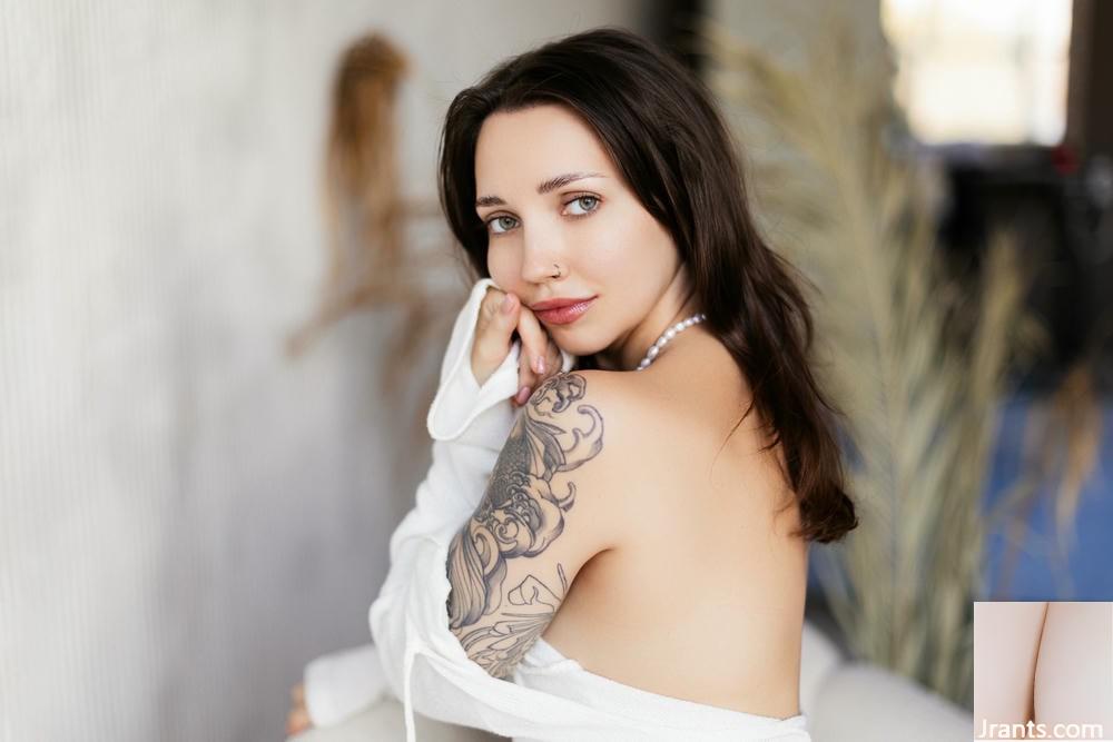 (Suicide Girls) 15 مه 2025 &#8211; Lerahon &#8211; Melting Sugar (60p)