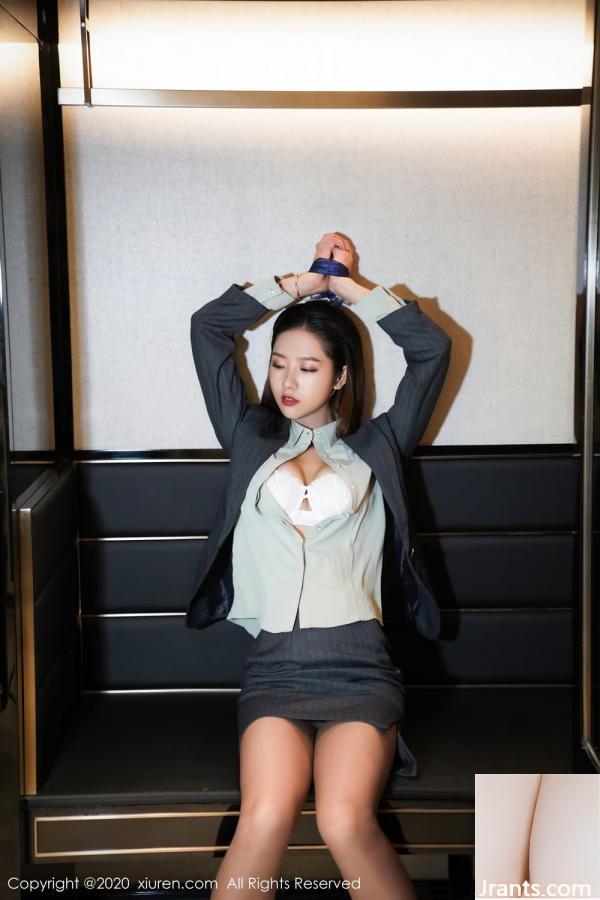 ((XiuRen) HD Photo 2020.09.21 No.2579 Fang Zixuan (83p)