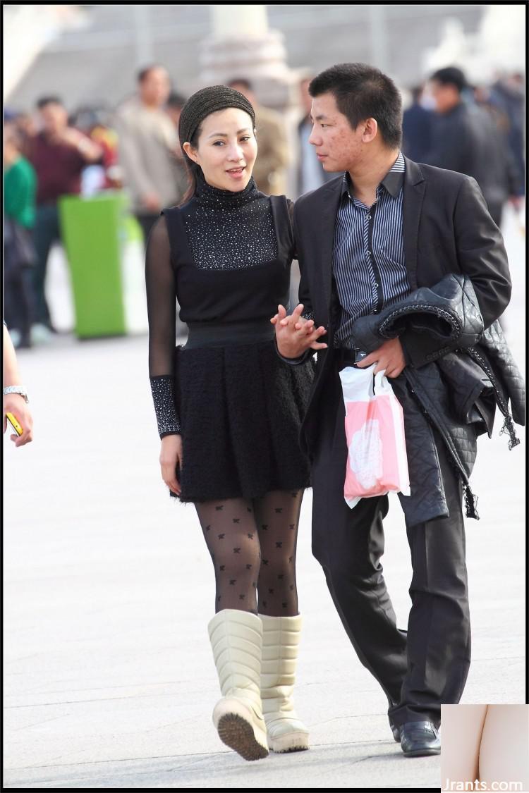 (Collection en ligne) Photographie de rue de belles femmes avec des bas accrocheurs 1 (70p)