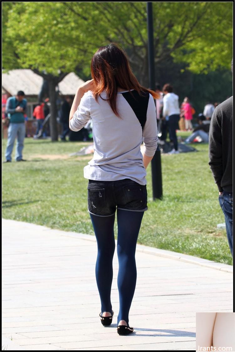 (Çevrimiçi Koleksiyon) Çeşitli güzel bacakların ve güzelliklerin sokak fotoğrafçılığı 22 (48p)