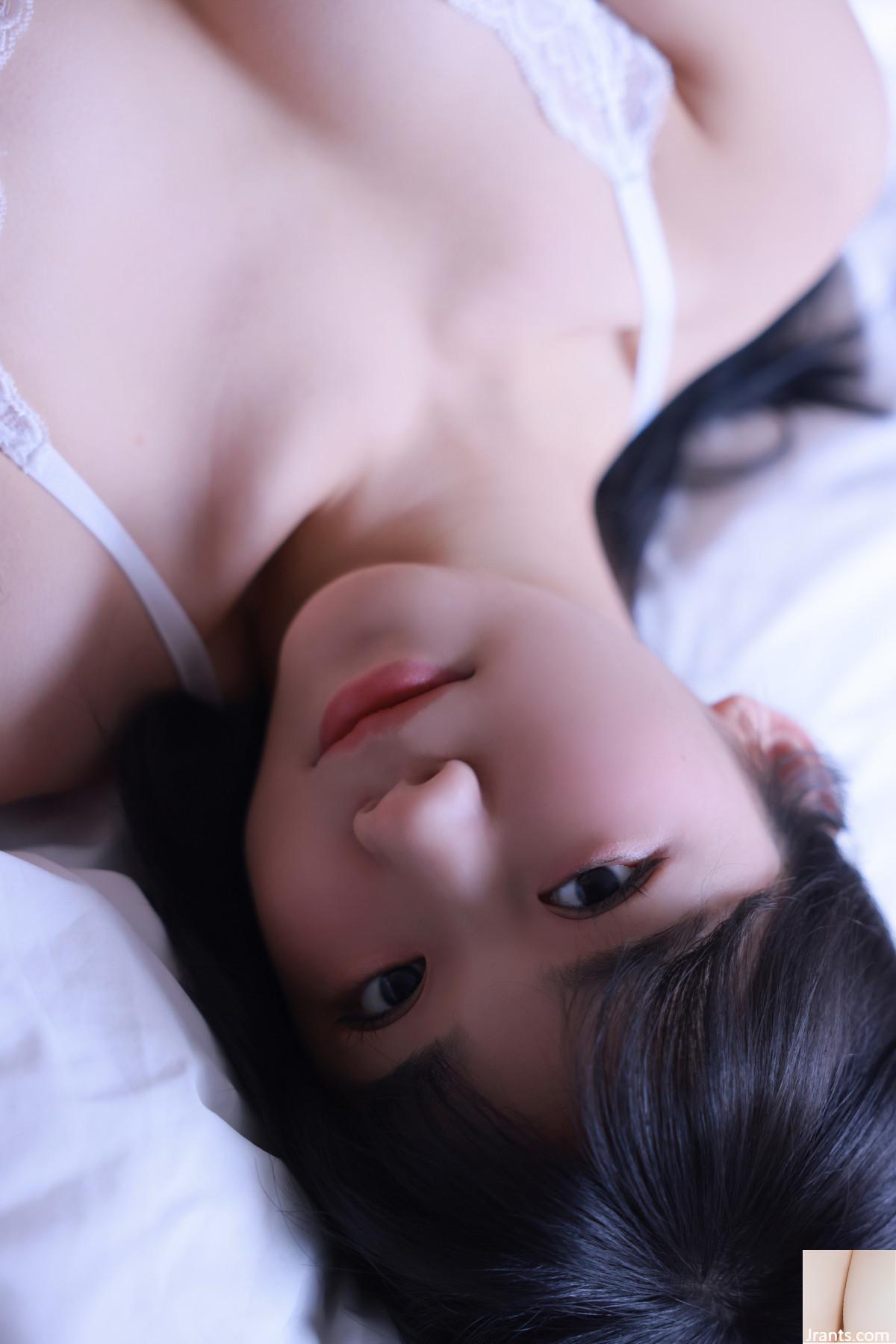 (Yui) جسم النموذج المثير للنموذج الكوري لا يقاوم (63p)