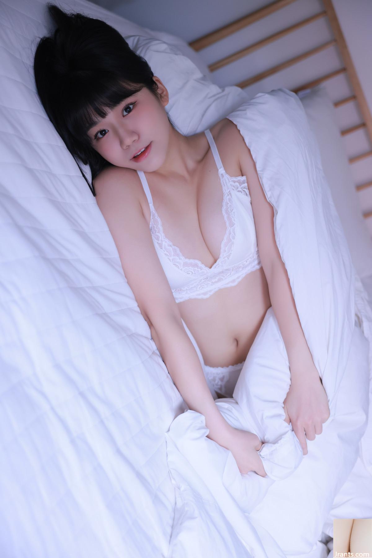 (Yui) جسم النموذج المثير للنموذج الكوري لا يقاوم (63p)