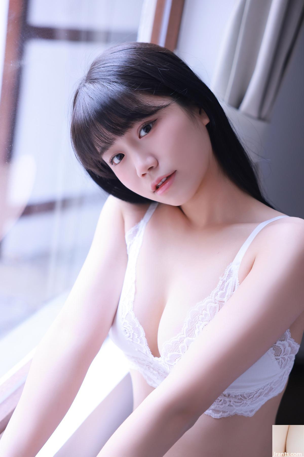(Yui) جسم النموذج المثير للنموذج الكوري لا يقاوم (63p)