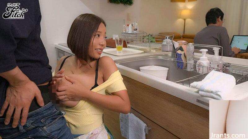 (GIF) Azusa Hikari هر روز توسط شریک جدید مادرش مورد تجاوز قرار می گیرد. (13p)