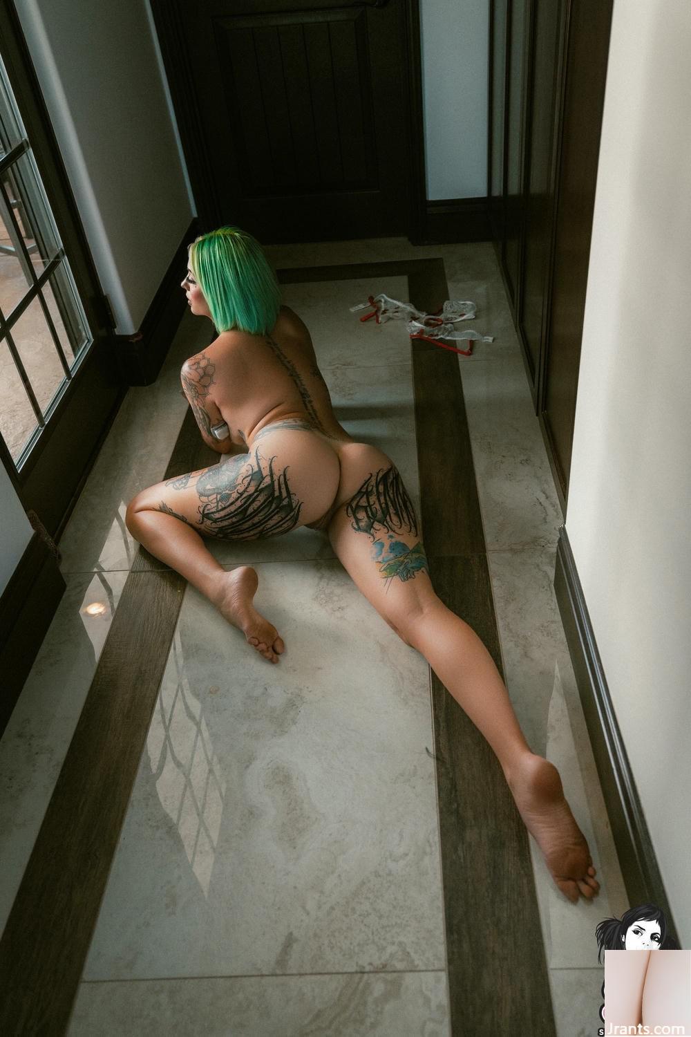 (Suicide Girls) 18 Mei 2025 &#8211; Thumper &#8211; Fresas (47p)