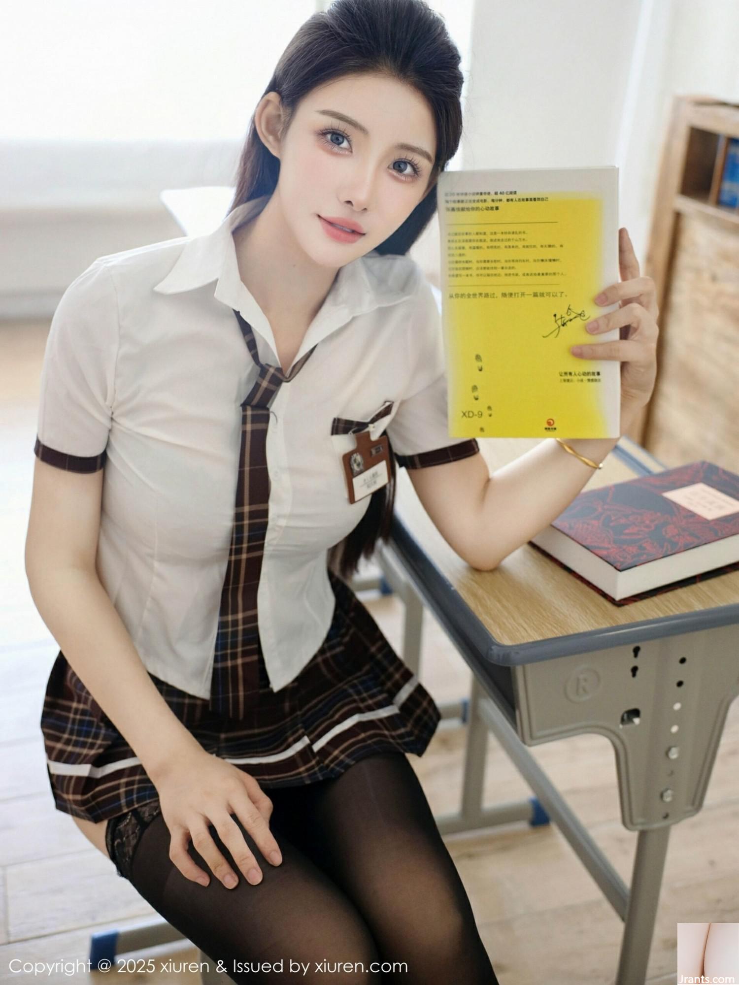 (XiuRen) 2025.07.04 No.10512 عکس نسخه کامل Li Shuang&#39;er