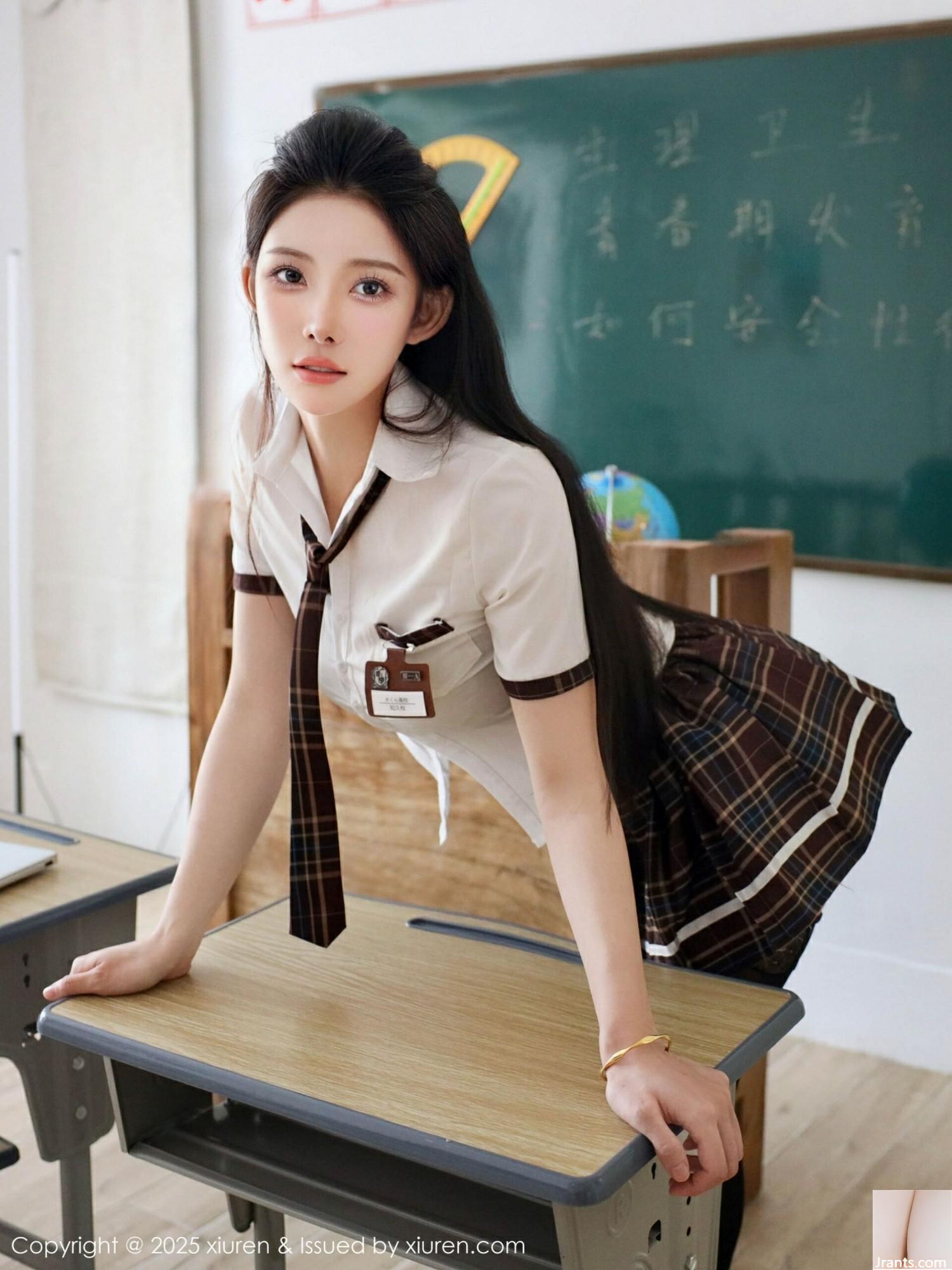 (XiuRen) 2025.07.04 No.10512 عکس نسخه کامل Li Shuang&#39;er