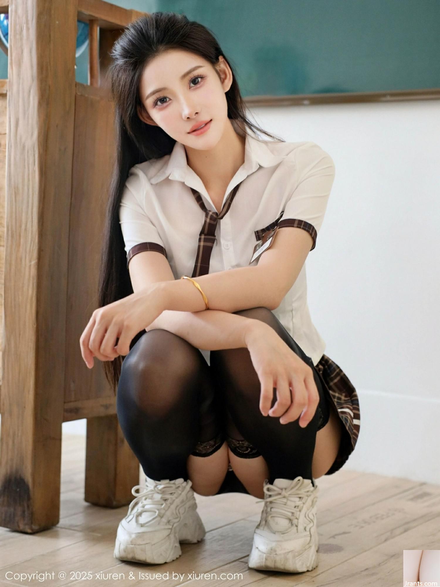 (XiuRen) 2025.07.04 No.10512 عکس نسخه کامل Li Shuang&#39;er