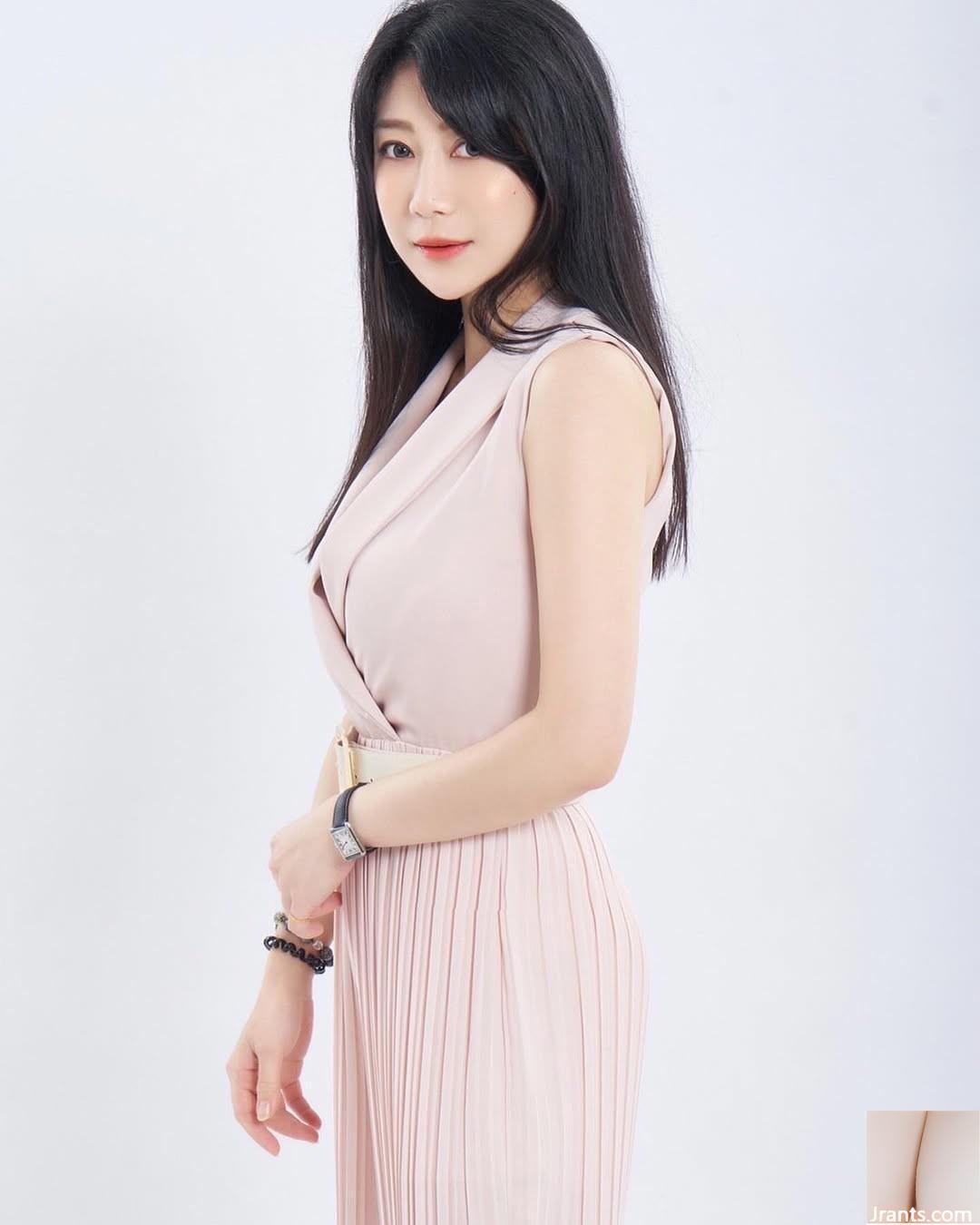 La bellezza della bellezza della scuola &#8220;Feng Yingying&#8221; è così seducente (10p)