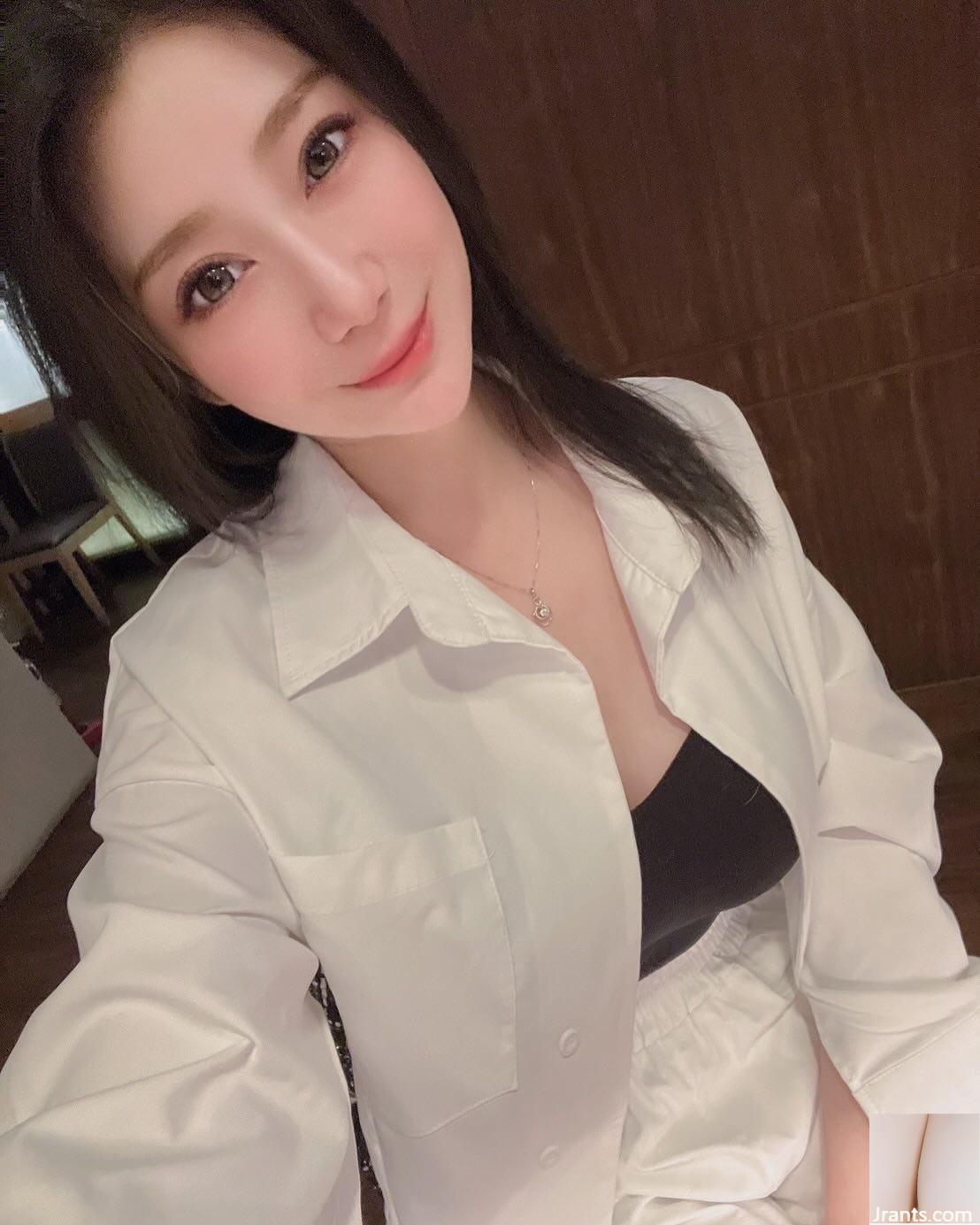La bellezza della bellezza della scuola &#8220;Feng Yingying&#8221; è così seducente (10p)