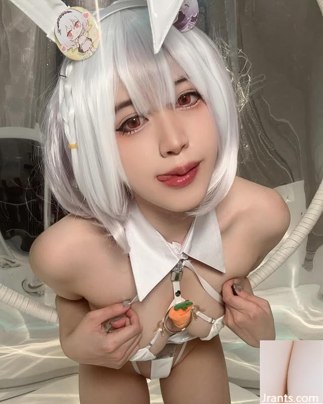 Sweet Facial Caractéristiques « Ji Jiamin » a une bonne figure qui ne peut pas être cachée (10p)