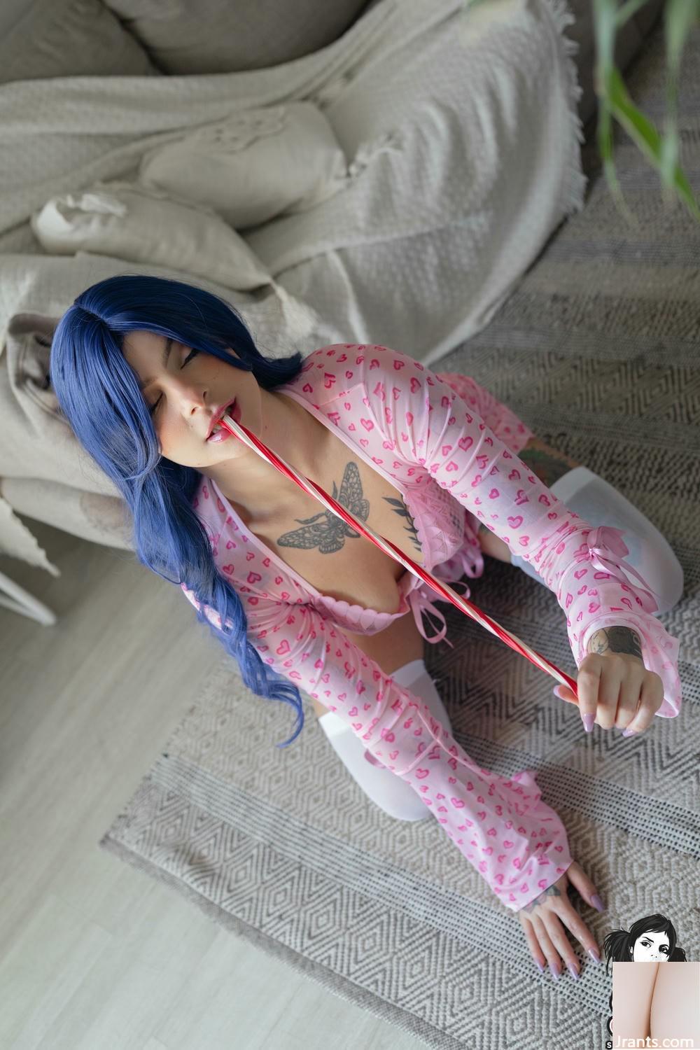 (Suicide Girls) 19. Mai 2025 &#8211; Winkelhaft &#8211; Candy Crush (57p)