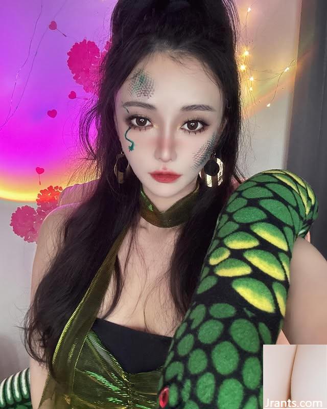 مسابقة ملكة الجمال؟ (Kei Annywang.tw &#8220;Charmless (11p)