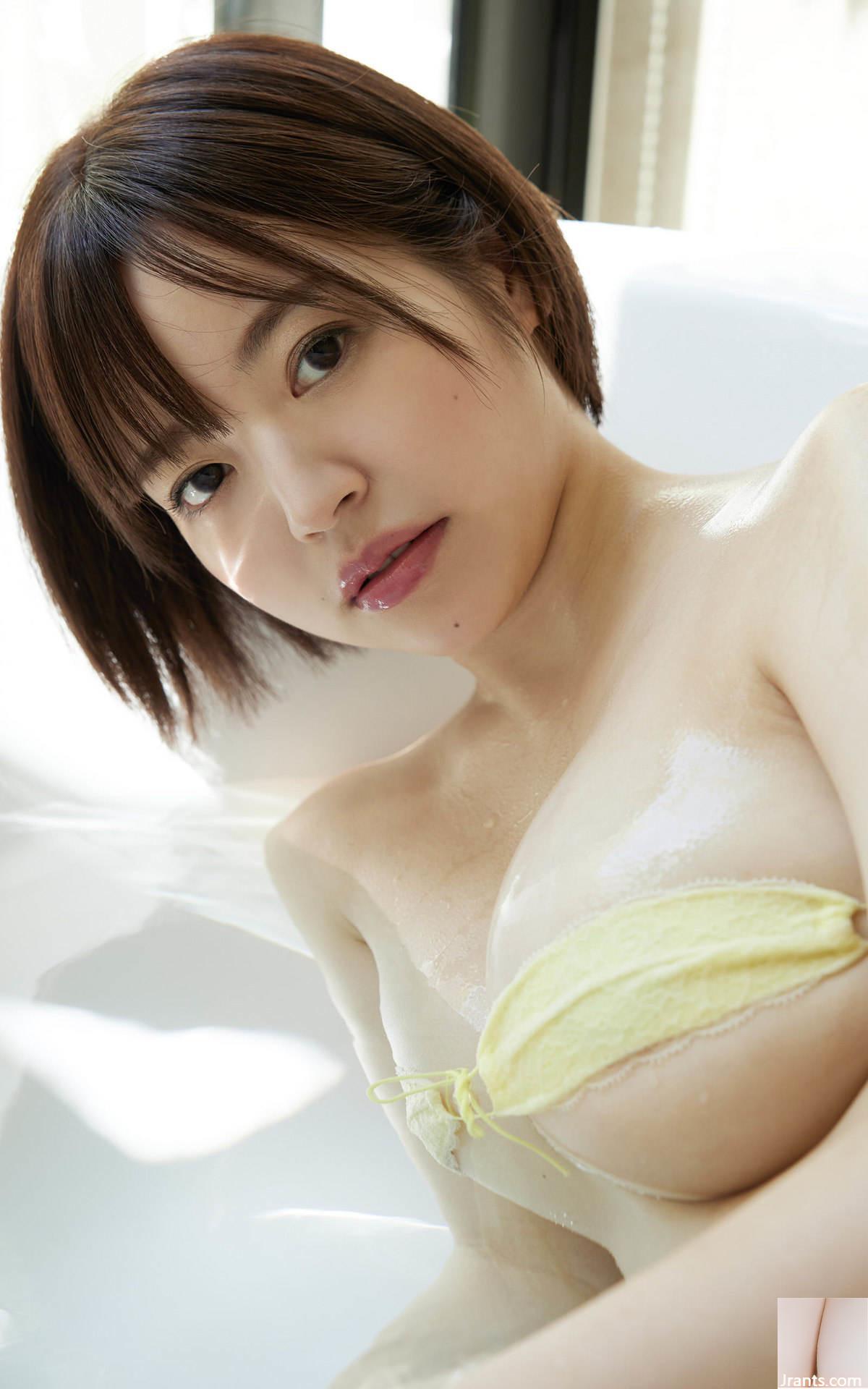 Komori Hotaru شما را بوسه 2 (96p)