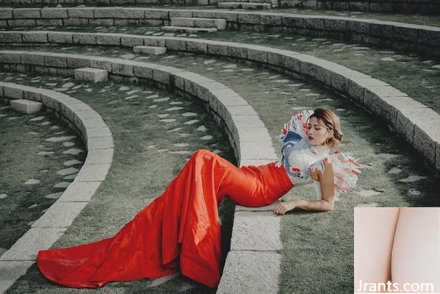 « Lasido » la regardant comme si elle avait retrouvé ses sentiments d&rsquo;amour originaux (10p)