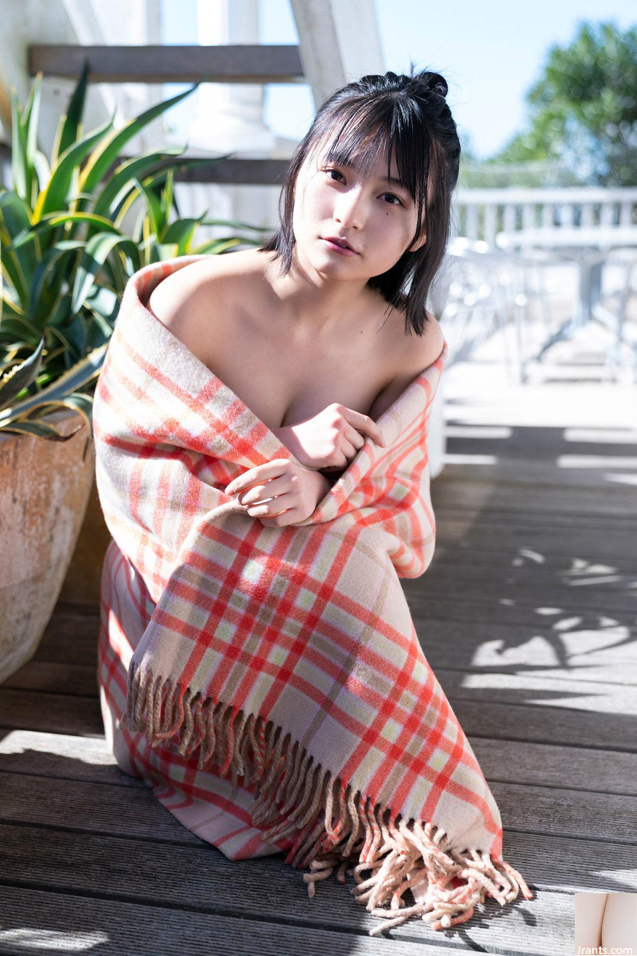 (Mizuki Kirihara) Payudara bulat dan indah untuk Anda lihat &#8230; bentuknya sangat bagus (35p)