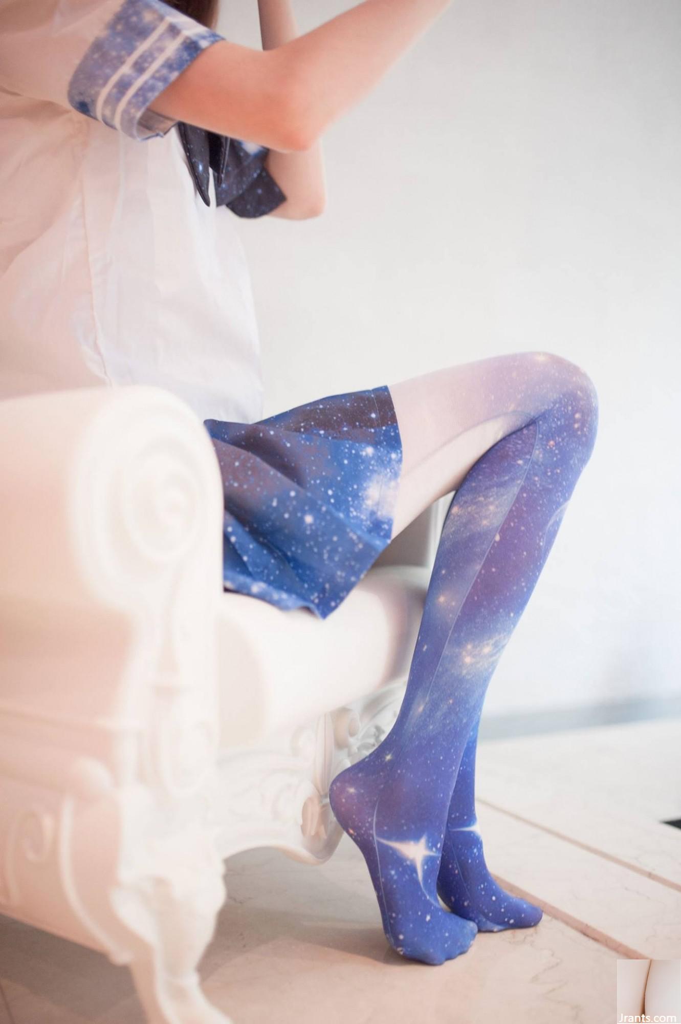 (Collection en ligne) Zun &#8211; Deaku Water Lap Socks (18P)