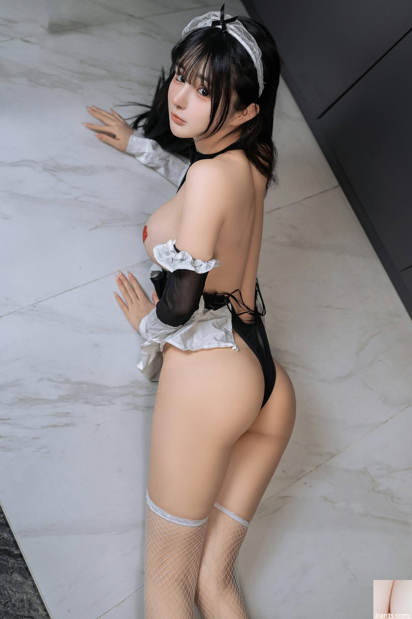 (Koleksi Online) Gadis Kesejahteraan Sakai Ningning &#8220;Black Maid&#8221; VIP Exclusive (72p)