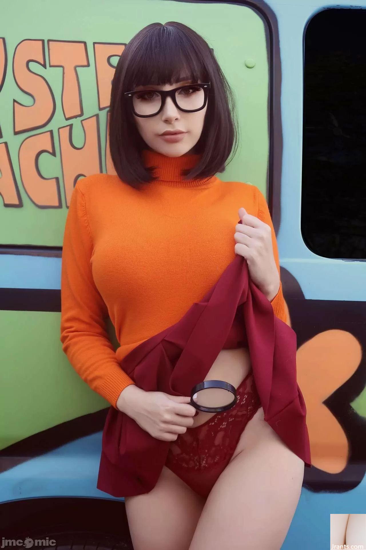 Velma Dinkley (48p)