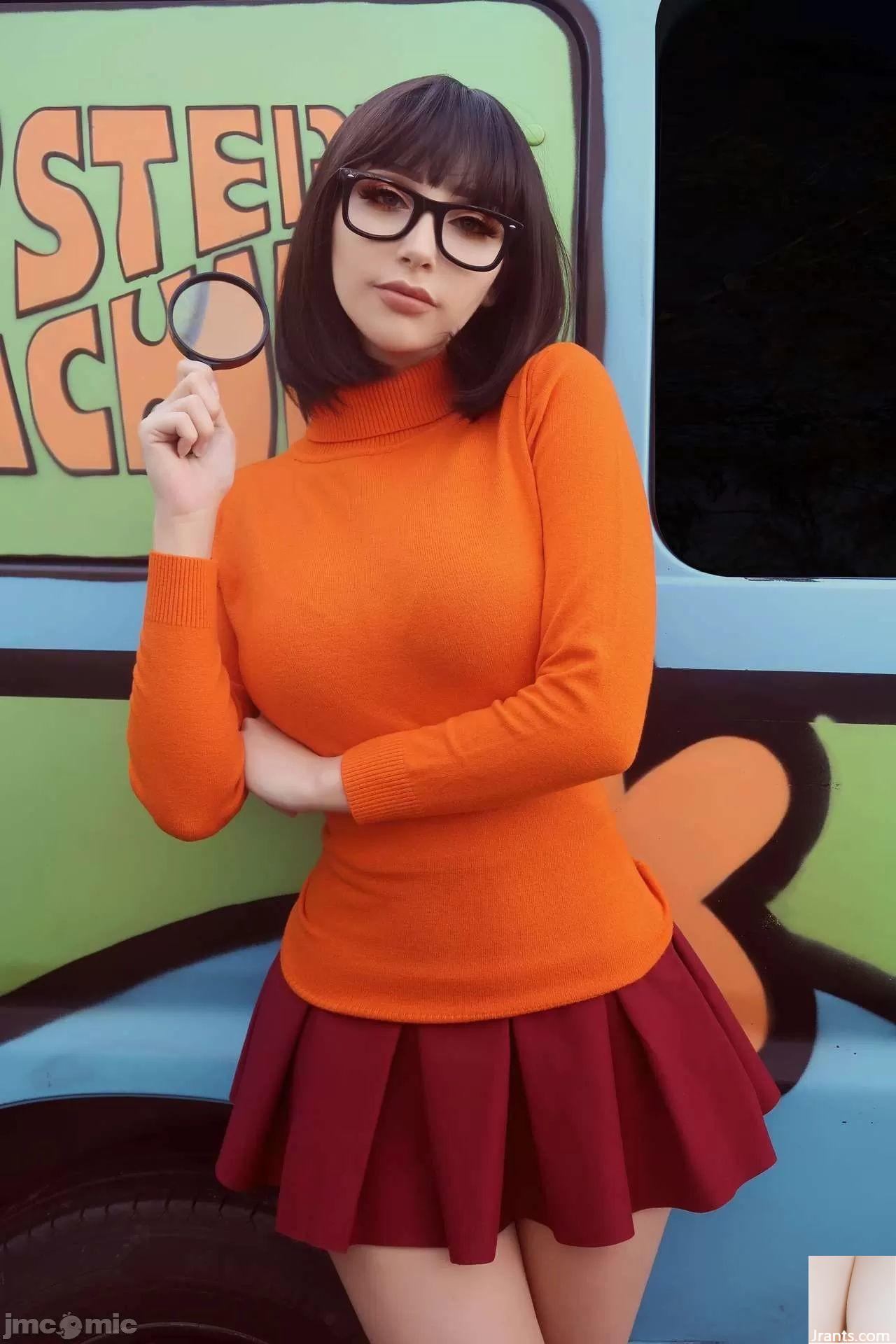 Velma Dinkley (48p)